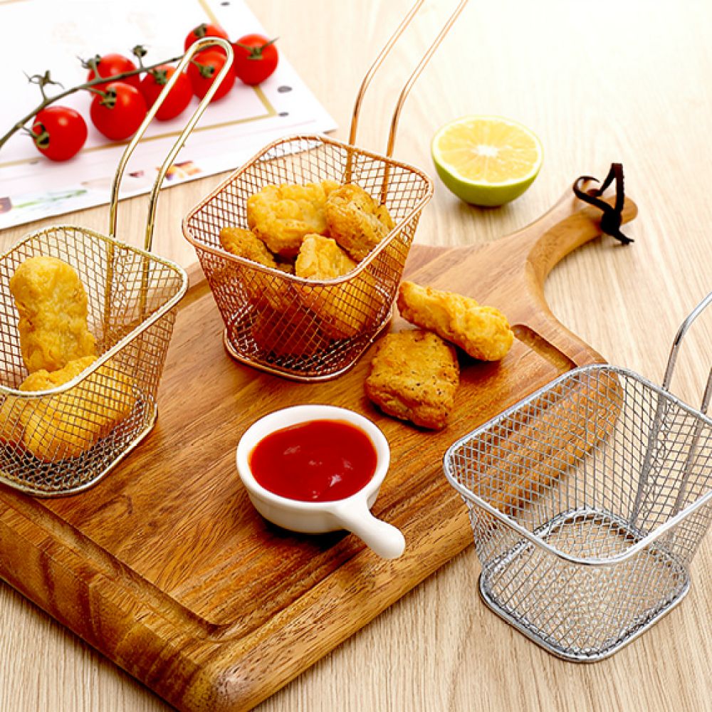 装飾的なミニサイズの正方形型フライバスケット。ローズゴールド - Food Snacks Catering のレビューと価格